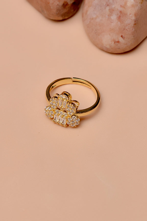 Size 0 Party Wear Golden Ring
