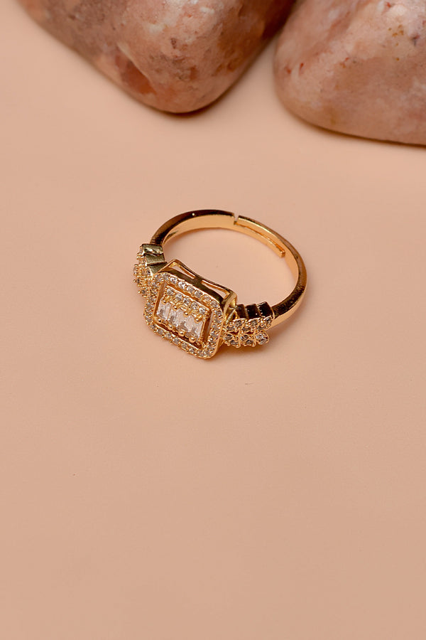 Size 0 Party Wear Golden Ring