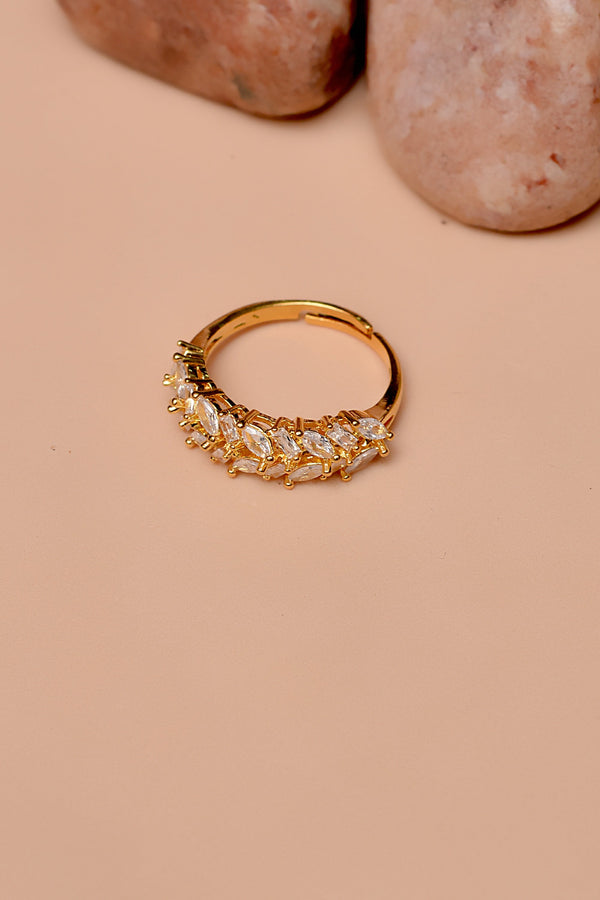 Size 0 Party Wear Golden Ring