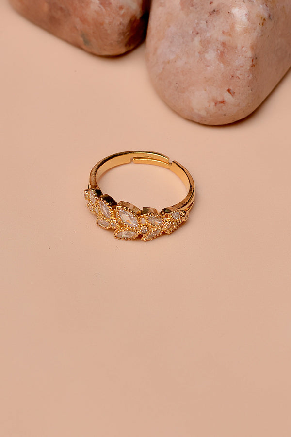 Size 0 Party Wear Golden Ring