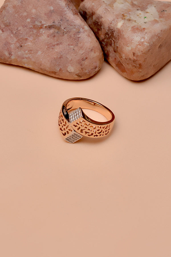 Size 6 Party Wear Dual Tone Ring