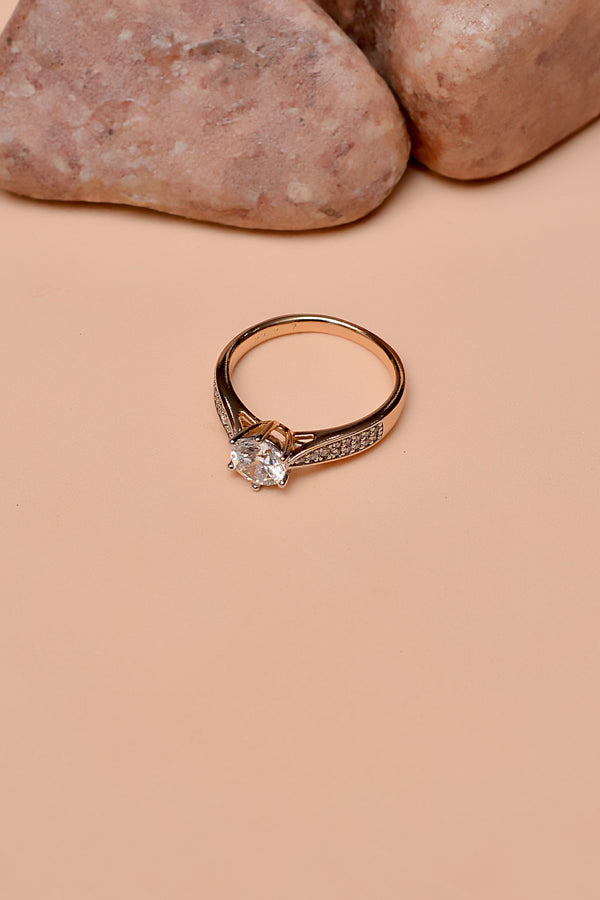 Size 6 Party Wear Dual Tone Ring