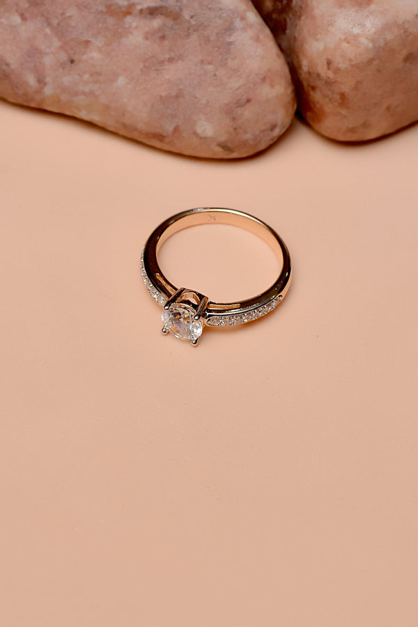 Size 5 Party Wear Golden Ring