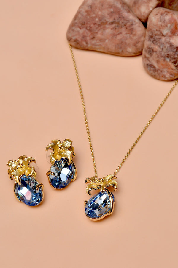 Party Wear Blue Locket Set