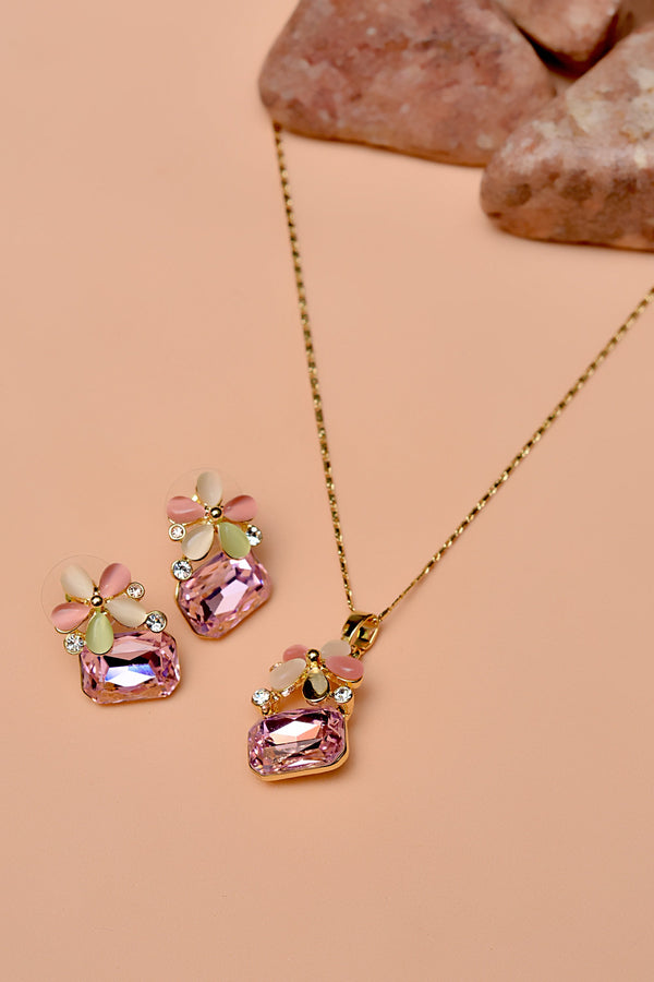 Party Wear Pink Locket Set