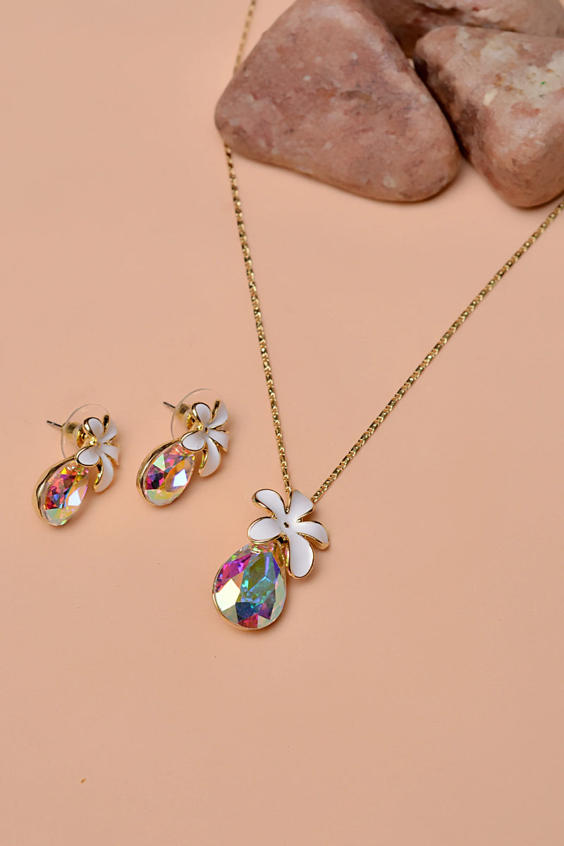 Party Wear Multicolor Locket Set