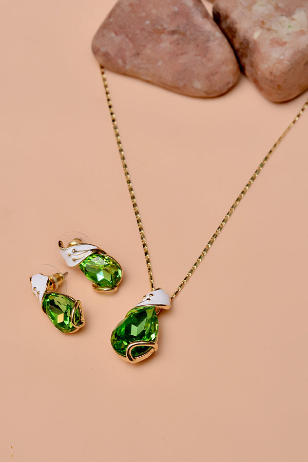 Party Wear Green Locket Set