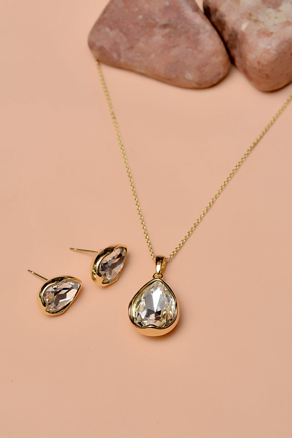 Party Wear Golden Locket Set