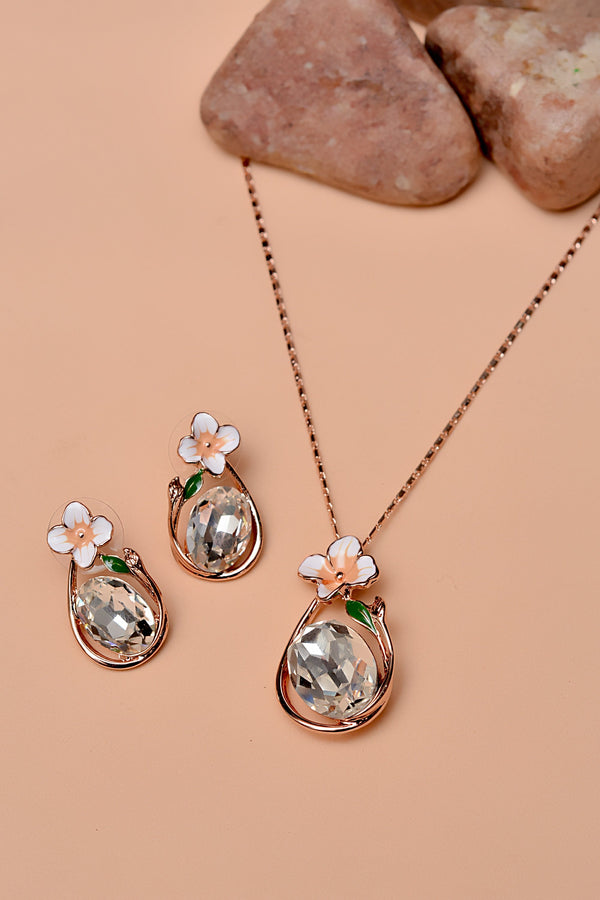 Party Wear Golden Locket Set