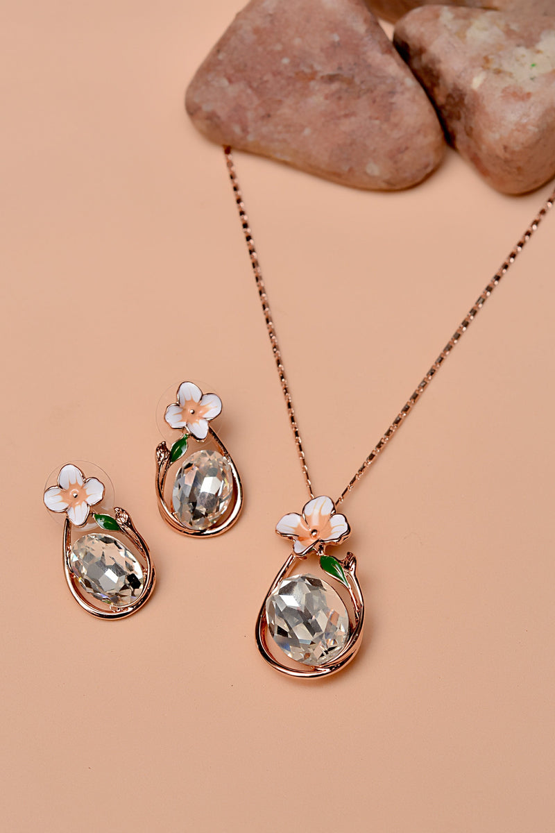 Party Wear Golden Locket Set