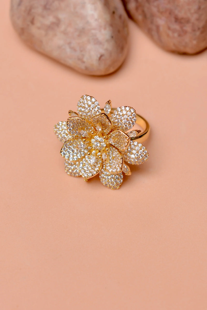 Size 0 Party Wear Golden Ring
