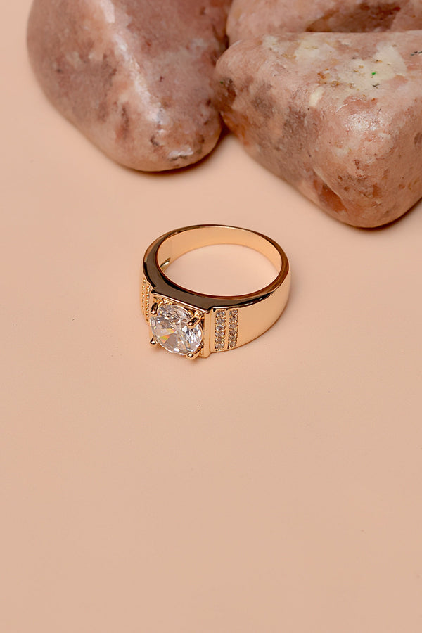 Size 10 Gifting Golden Ring