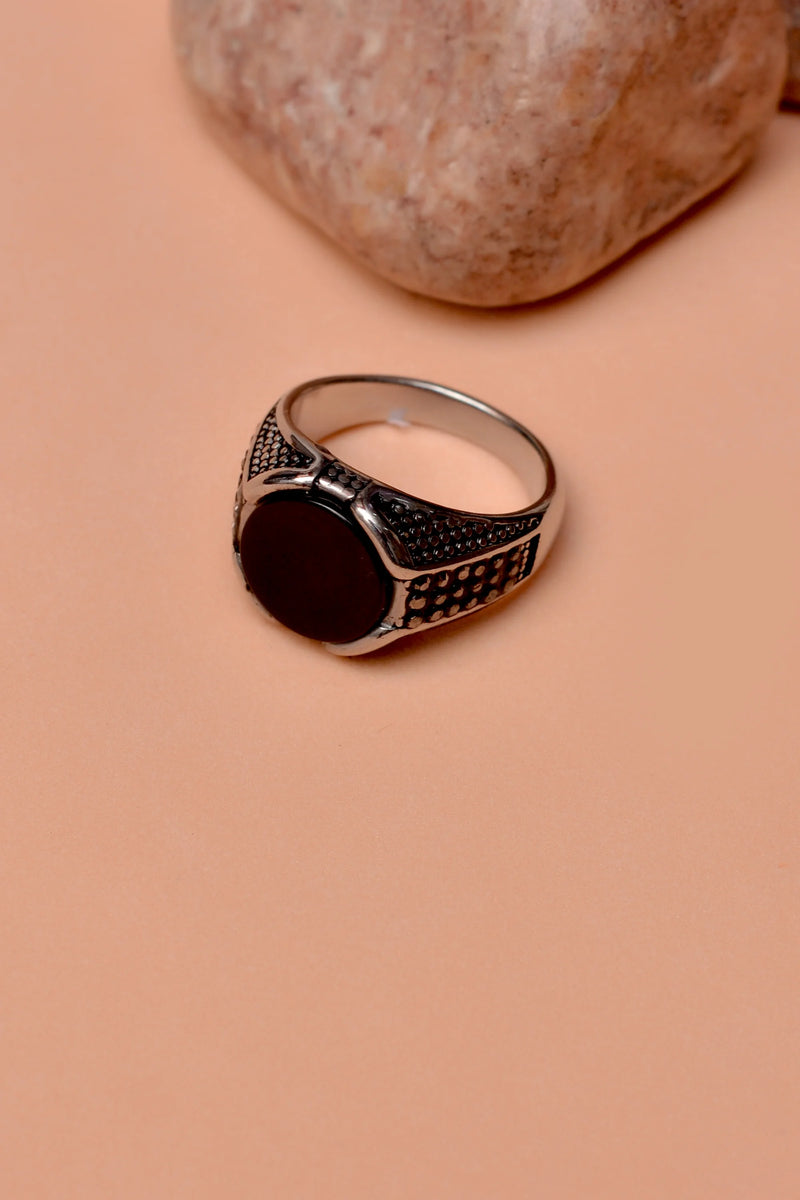 Gifting Black Ring